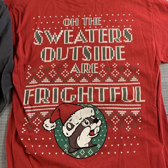 Buc-ee's Christmas Shirts Lot 2 Mens Medium Gray Long Sleeve Red Tee Texas Santa - Picture 12 of 12